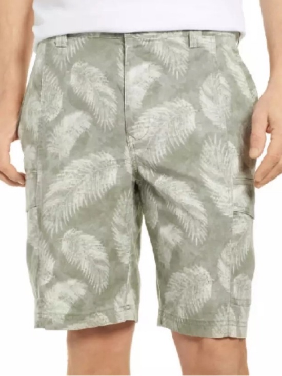 Tommy Bahama Other - Tommy Bahama Men’s Palm Leaf Shorts
